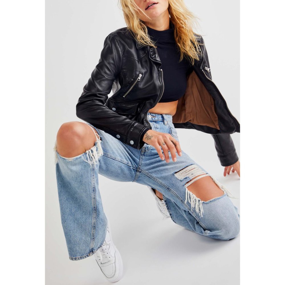 🎉LAST CHANCE🎉 NWT Free People New Dawn Flare Jeans / Victoria Blue - Picture 4 of 8